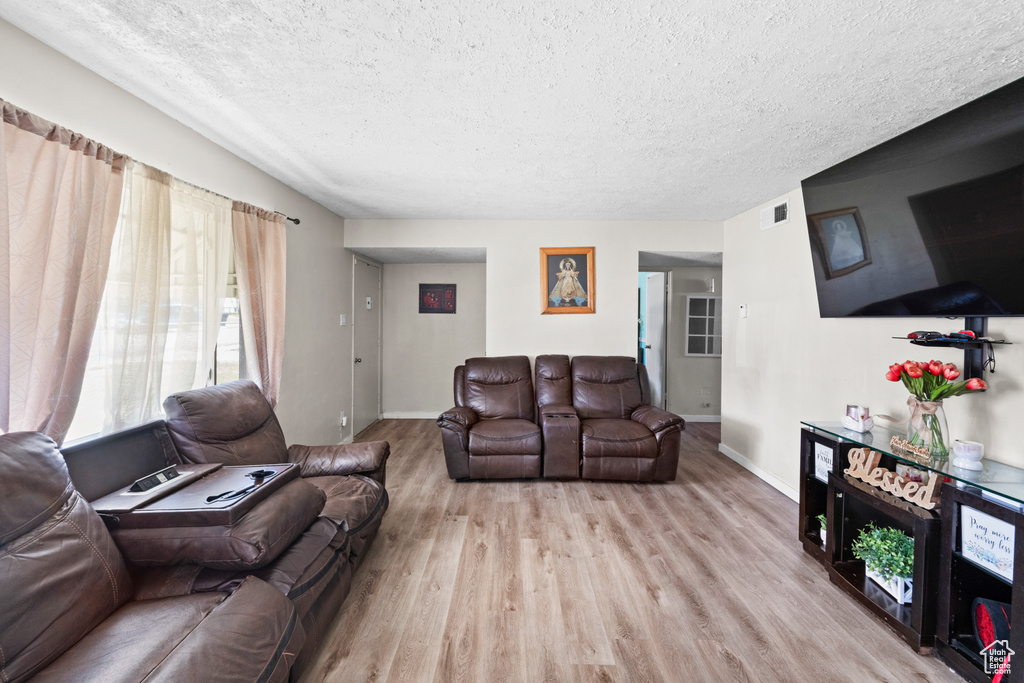 Photo 5 for MLS #2115337 at 4490 W 5055 South