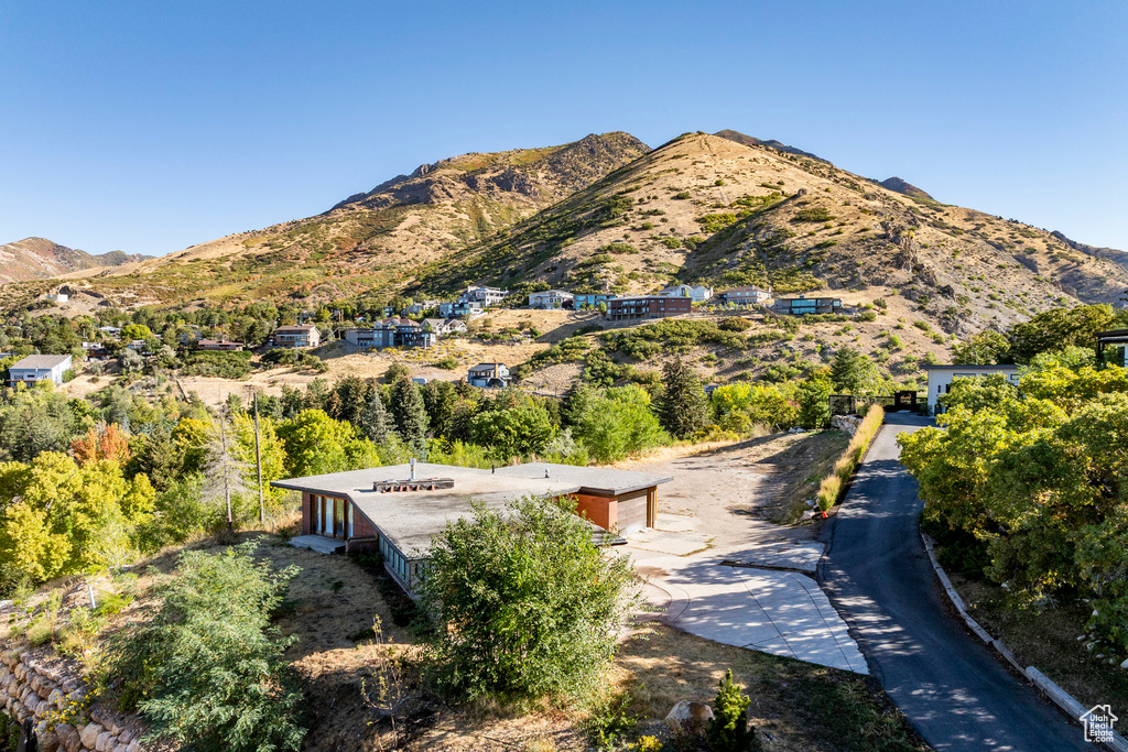 3821 S PARKVIEW DR Millcreek, UT 84124