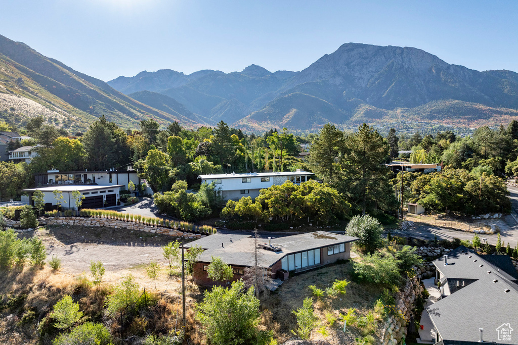 3821 S PARKVIEW DR Millcreek, UT 84124