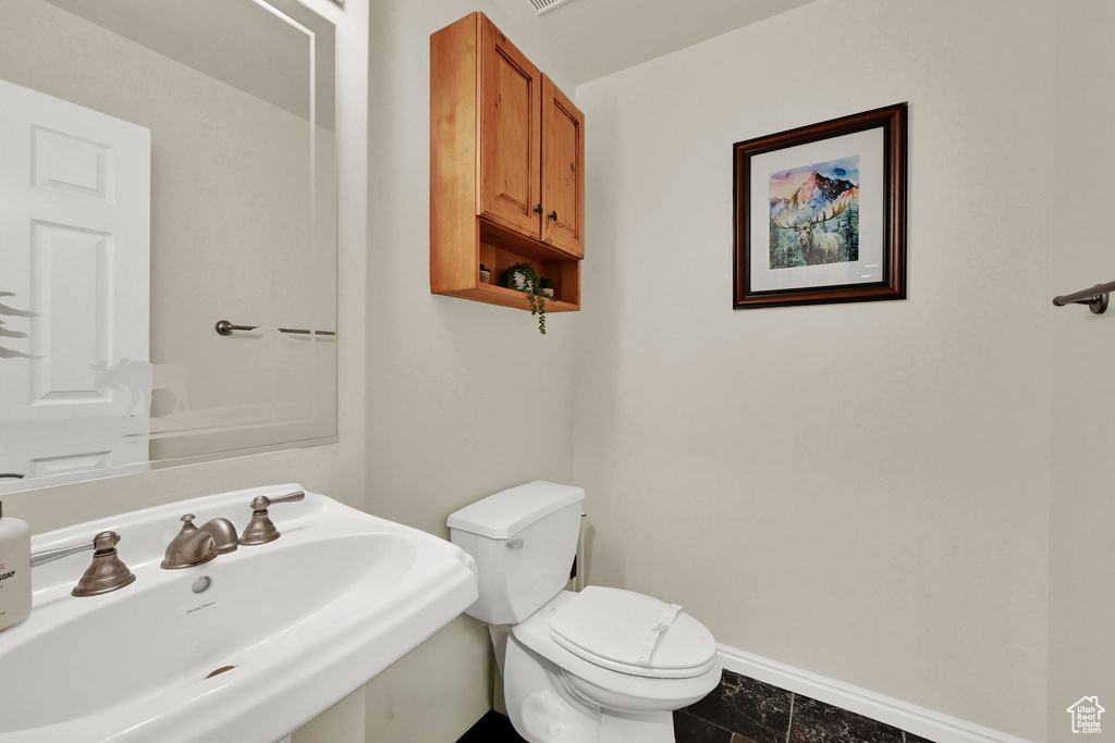 Photo 10 for MLS #2115343 at 3521 N Fox Run Dr #803