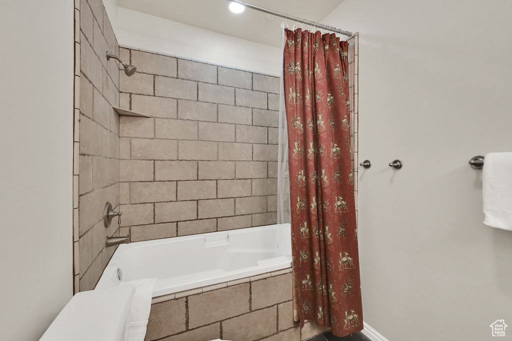 Photo 15 for MLS #2115343 at 3521 N Fox Run Dr #803