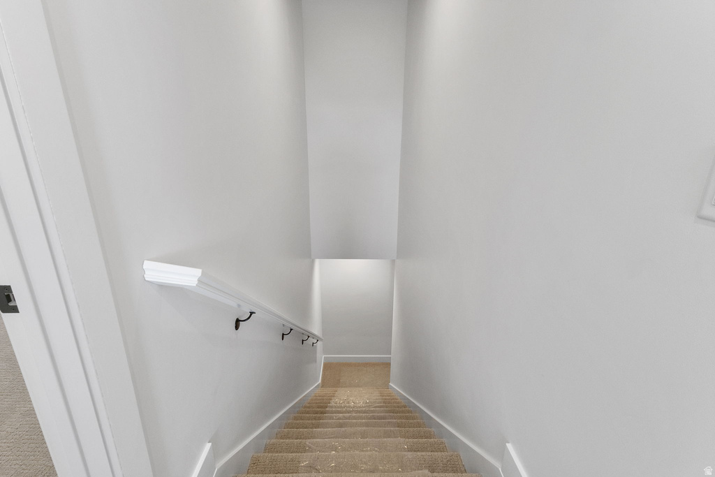 638 E MOUNTAIN ROAD North Ogden, UT 84414