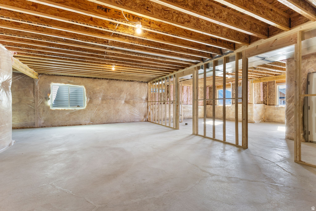 638 E MOUNTAIN ROAD North Ogden, UT 84414