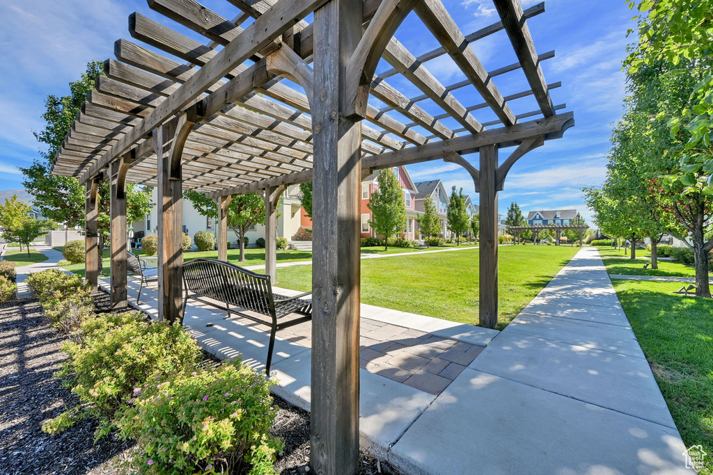 2056 W PHILLIPS ST Kaysville, UT 84037