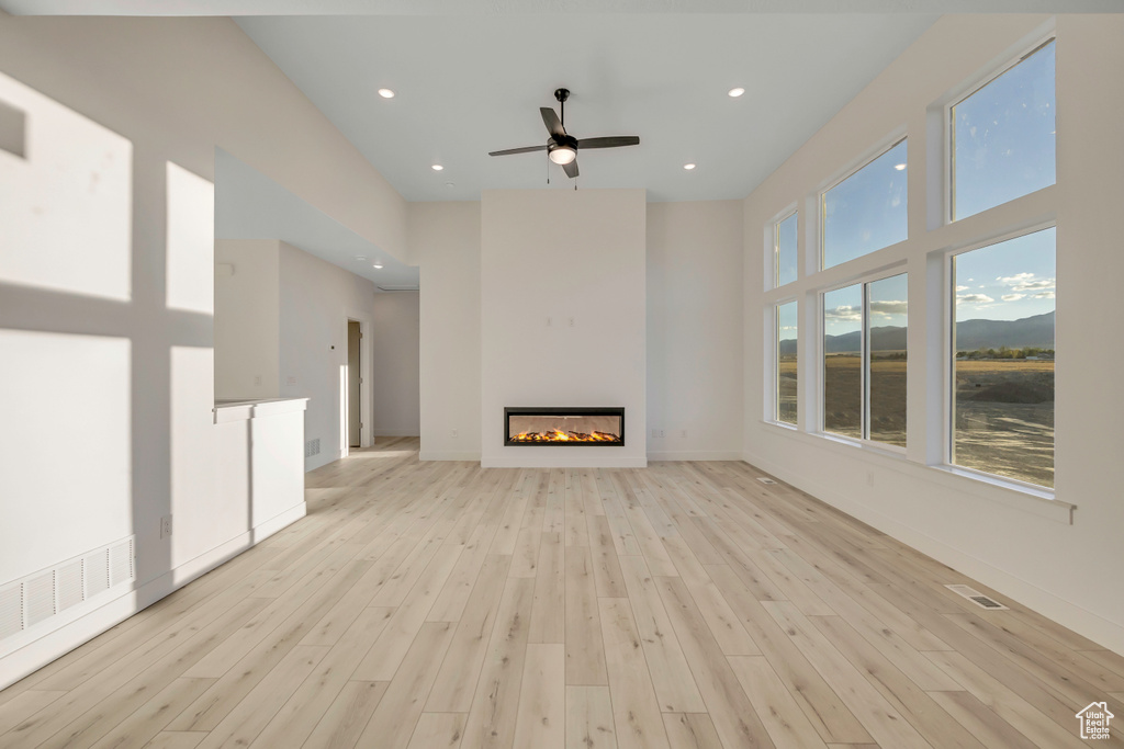 Photo 12 for MLS #2115351 at 838 S Adams Way #201