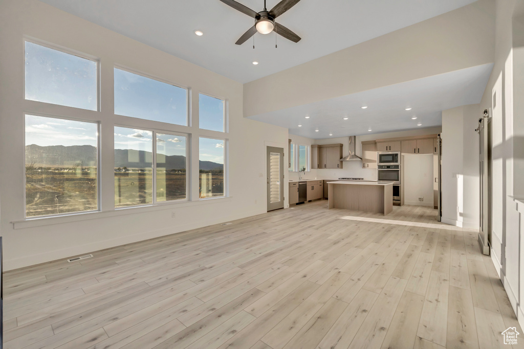 Photo 10 for MLS #2115351 at 838 S Adams Way #201