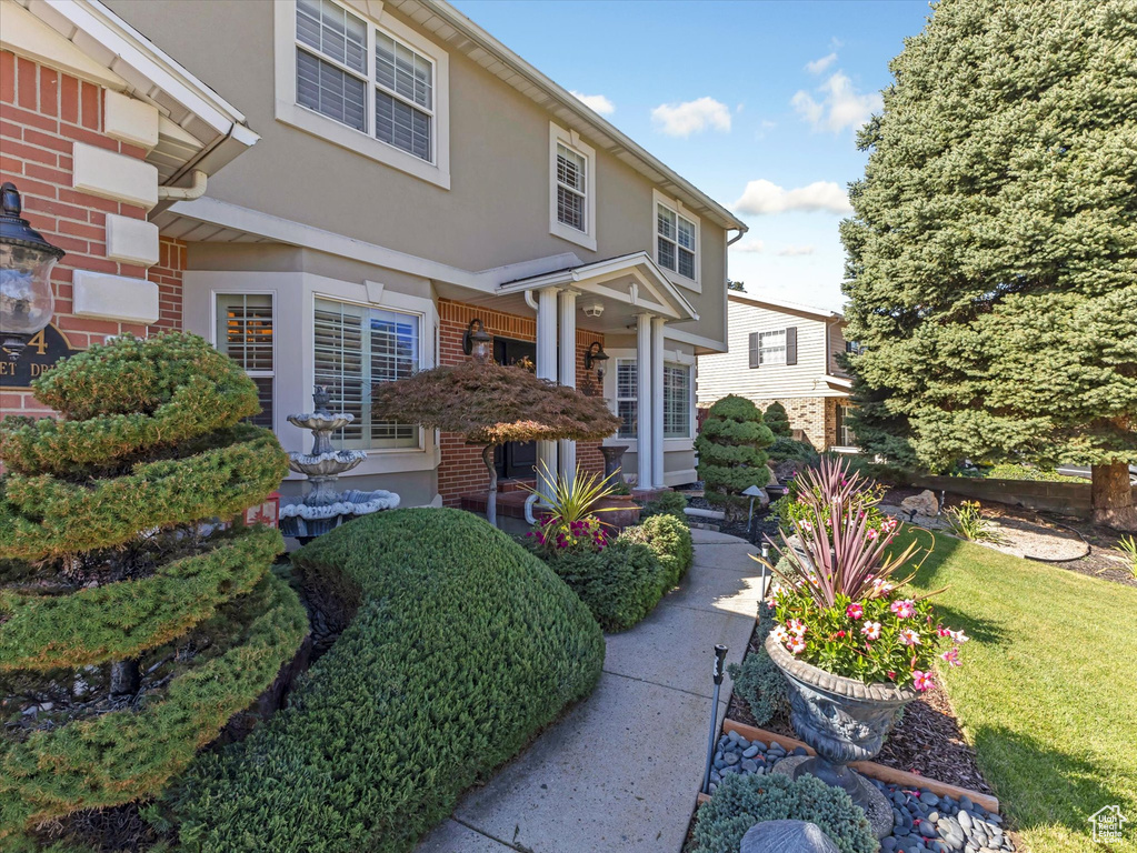 2134 E SOMERSET DR Cottonwood Heights, UT 84121