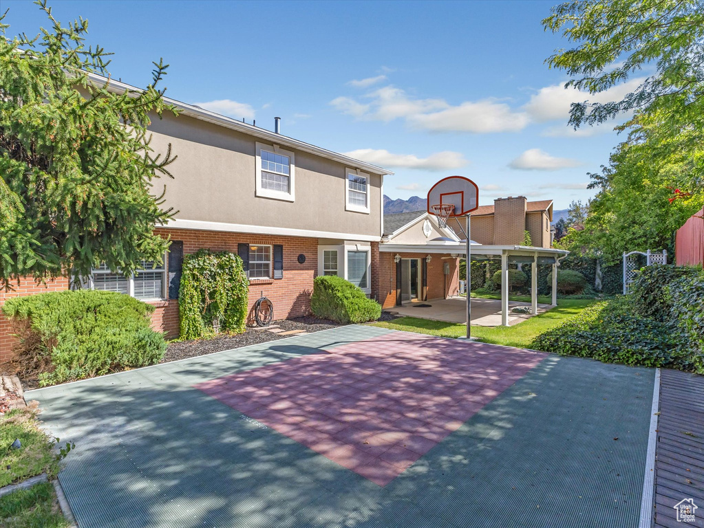 2134 E SOMERSET DR Cottonwood Heights, UT 84121
