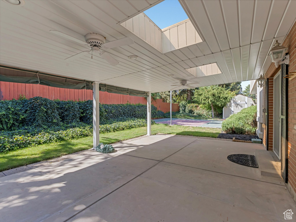 2134 E SOMERSET DR Cottonwood Heights, UT 84121
