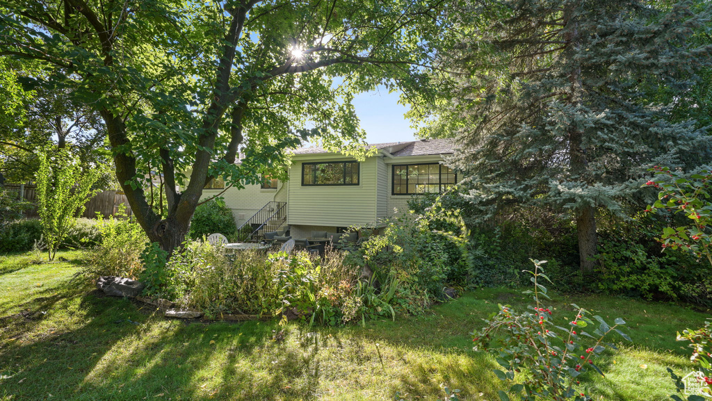 5895 S DENARLES CIR Murray, UT 84121