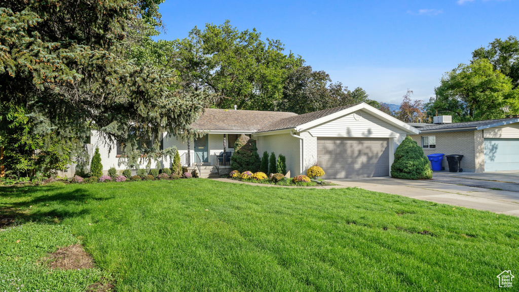 5895 S DENARLES CIR Murray, UT 84121
