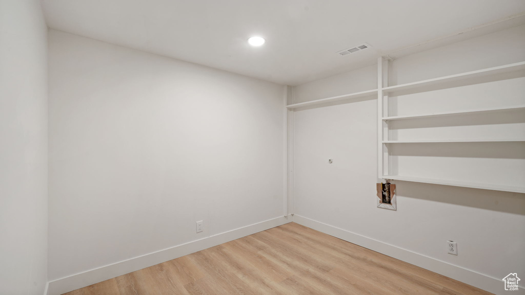 5895 S DENARLES CIR Murray, UT 84121