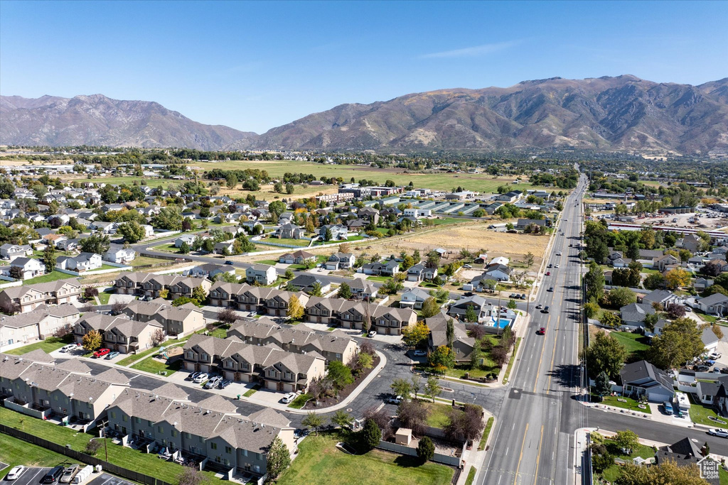 2048 N EVANS COVE LOOP Layton, UT 84041