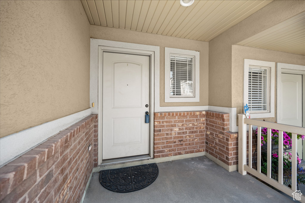 2048 N EVANS COVE LOOP Layton, UT 84041