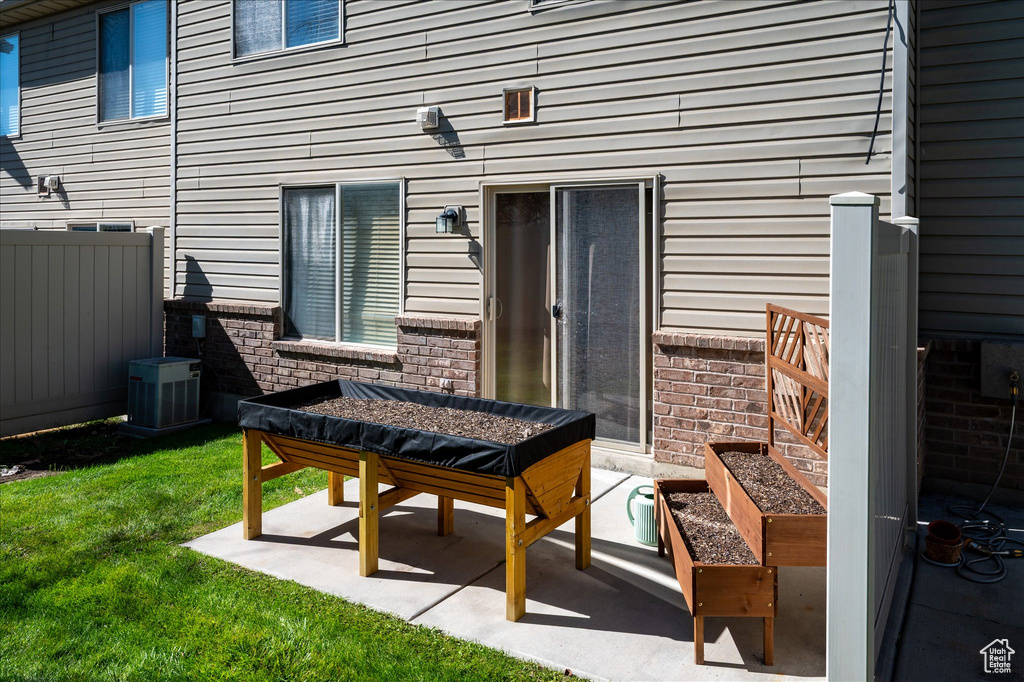 2048 N EVANS COVE LOOP Layton, UT 84041