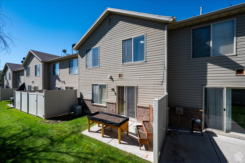 2048 N EVANS COVE LOOP Layton, UT 84041