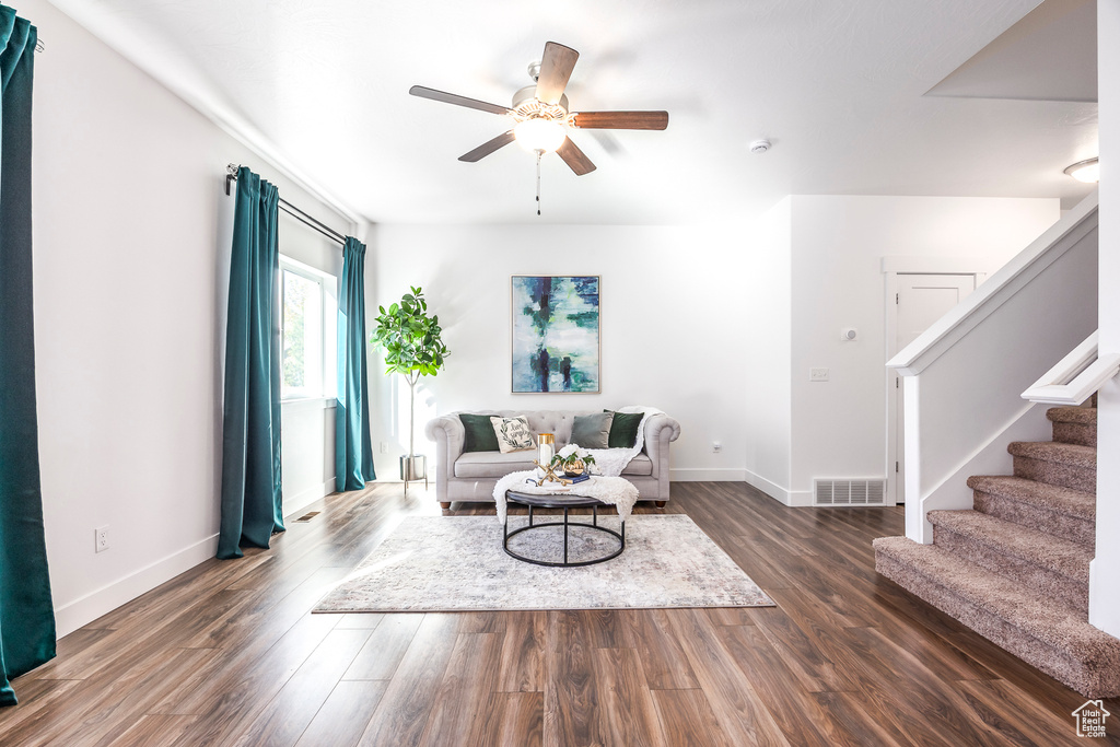 Photo 5 for MLS #2115386 at 127 W 570 North