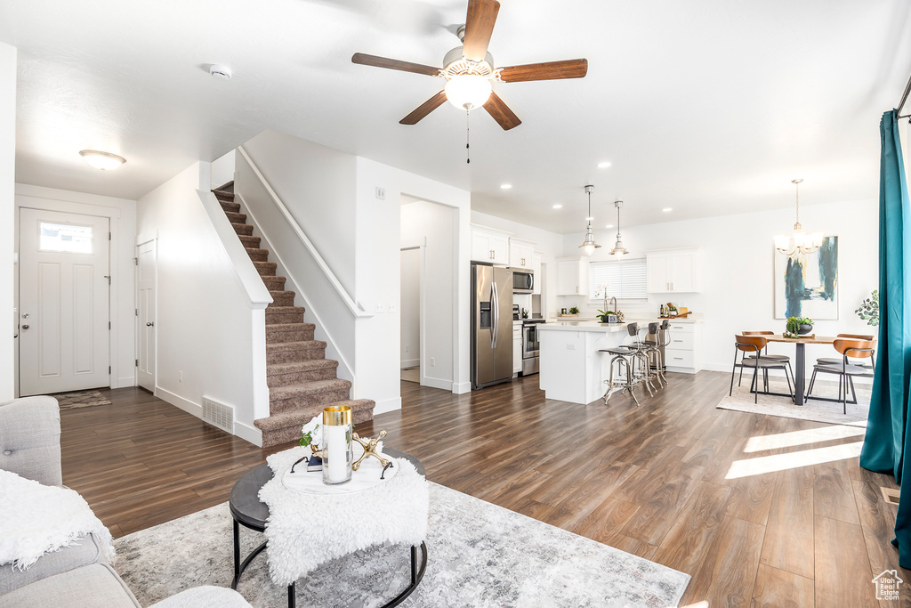 Photo 7 for MLS #2115386 at 127 W 570 North