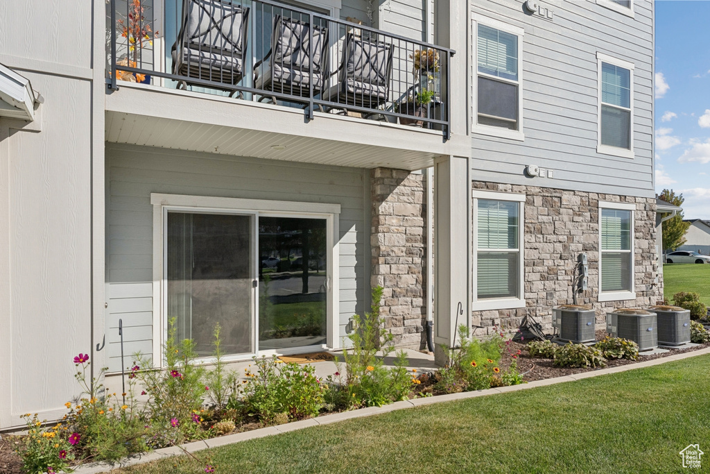 Photo 8 for MLS #2115387 at 1128 S 820 East #1103