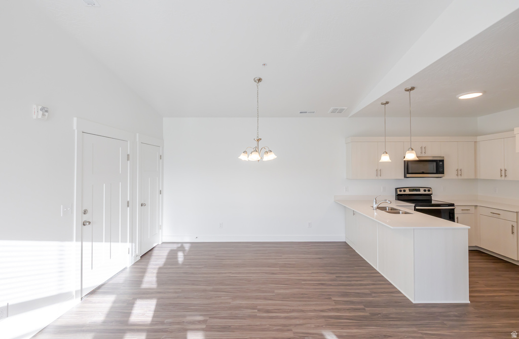 4662 S POPLAR WAY #Q302 Mapleton, UT 84664