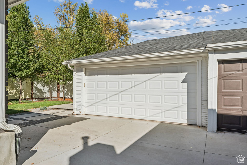 1041 E YALE AVE Salt Lake City, UT 84105