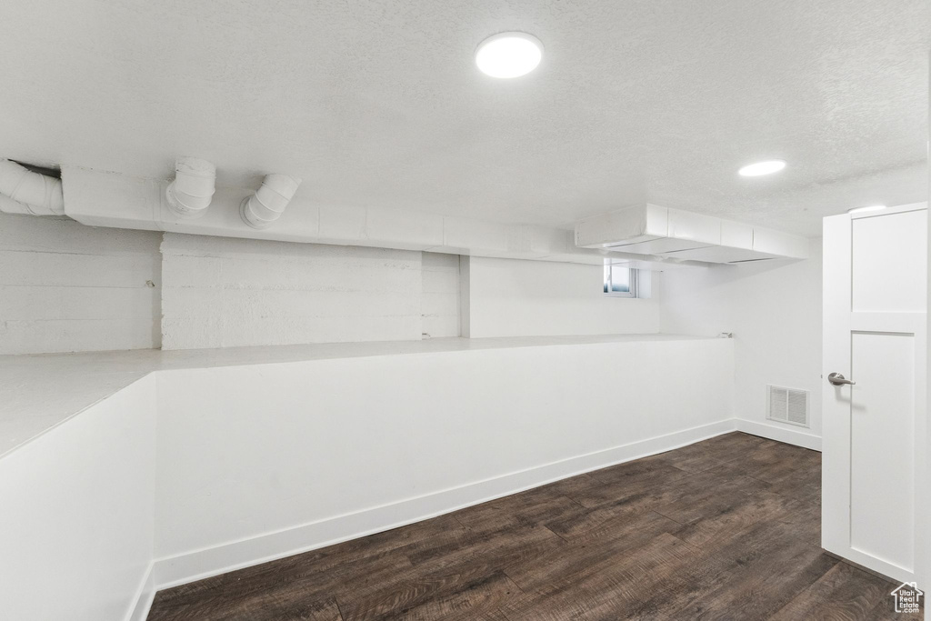 1041 E YALE AVE Salt Lake City, UT 84105