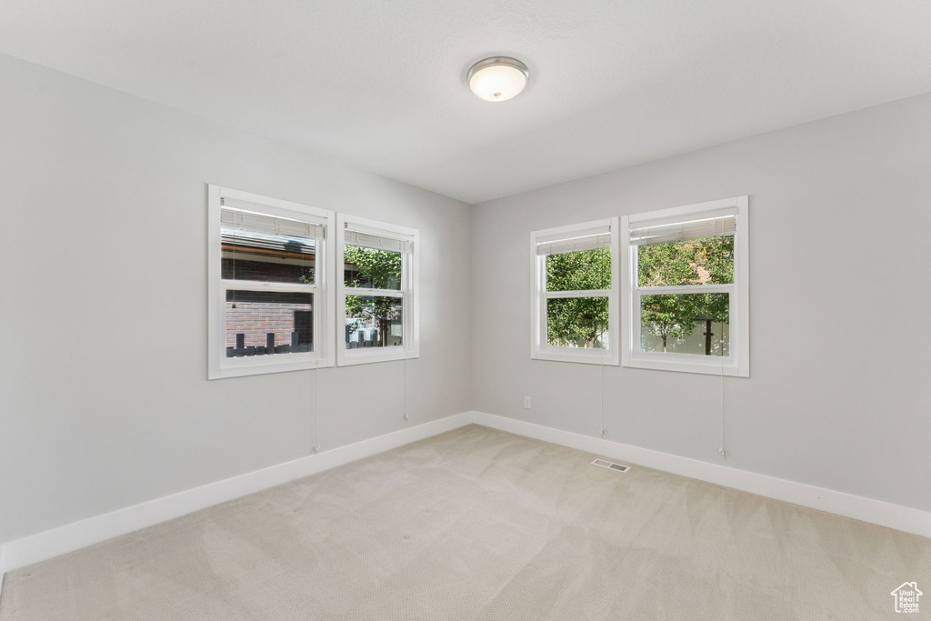 1041 E YALE AVE Salt Lake City, UT 84105