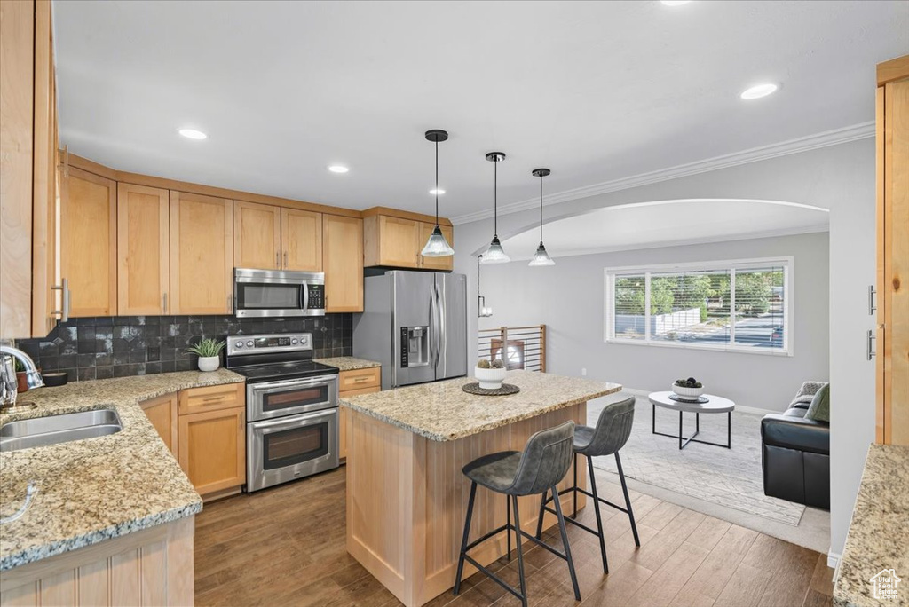 Photo 4 for MLS #2115409 at 7506 S Claret St
