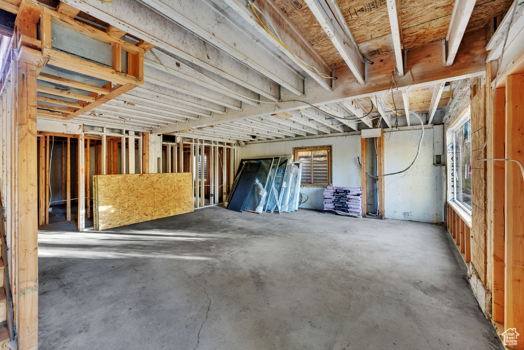 Photo 25 for MLS #2115421 at 4631 Falcon Cir