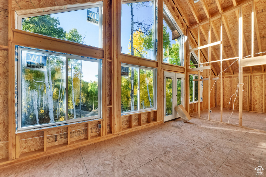 Photo 14 for MLS #2115421 at 4631 Falcon Cir
