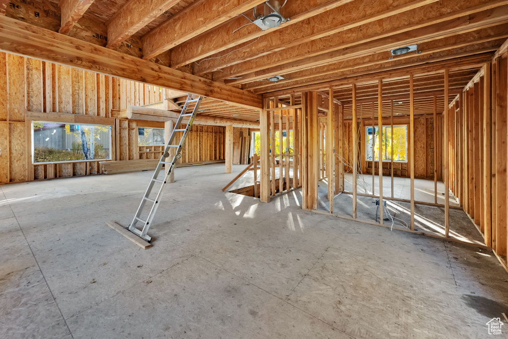 Photo 13 for MLS #2115421 at 4631 Falcon Cir