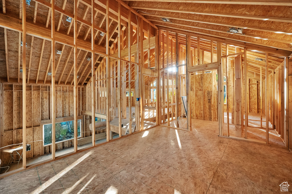 Photo 19 for MLS #2115421 at 4631 Falcon Cir
