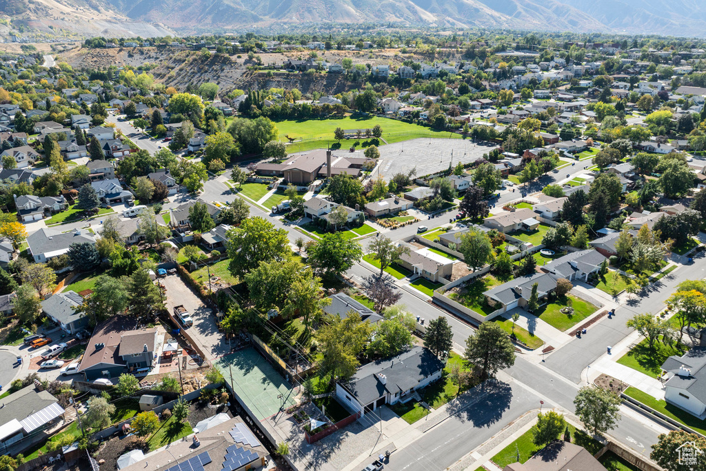 6701 S 2445 E Cottonwood Heights, UT 84121