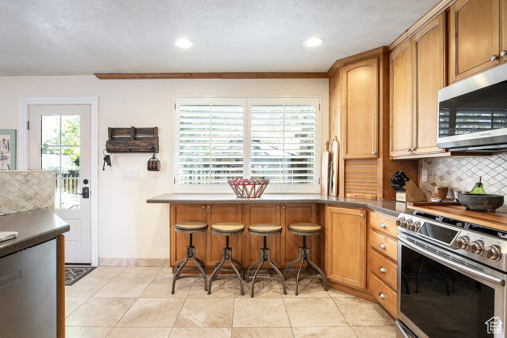 6701 S 2445 E Cottonwood Heights, UT 84121