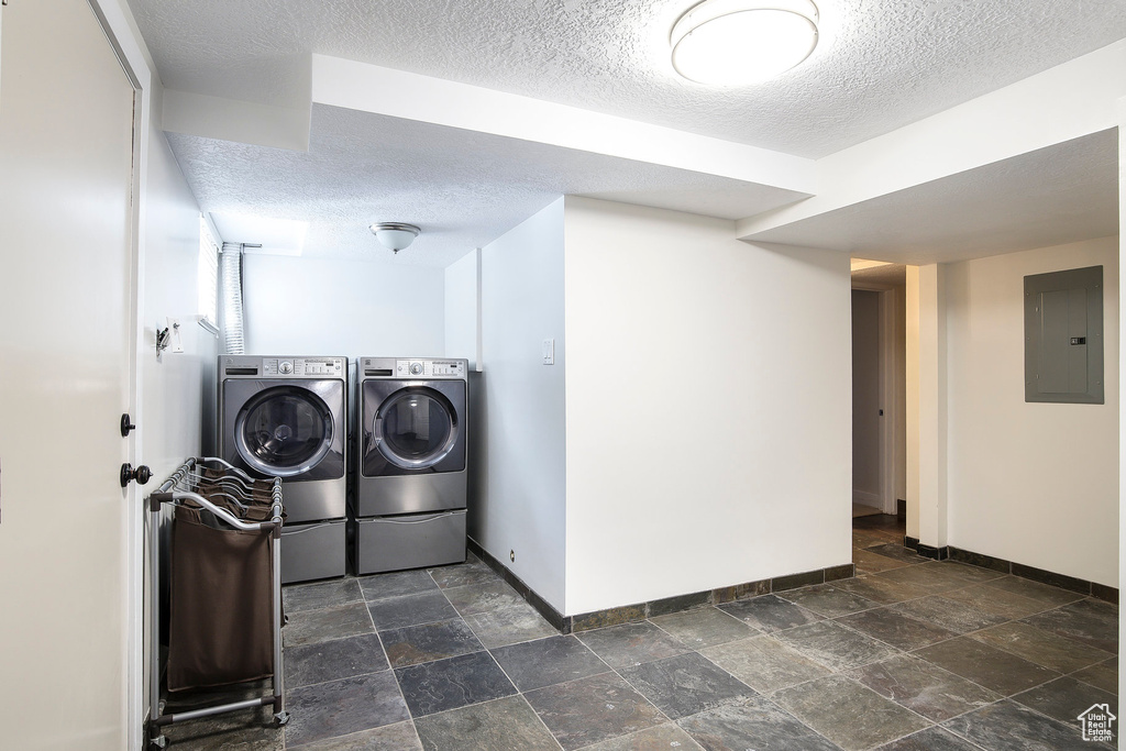 6701 S 2445 E Cottonwood Heights, UT 84121