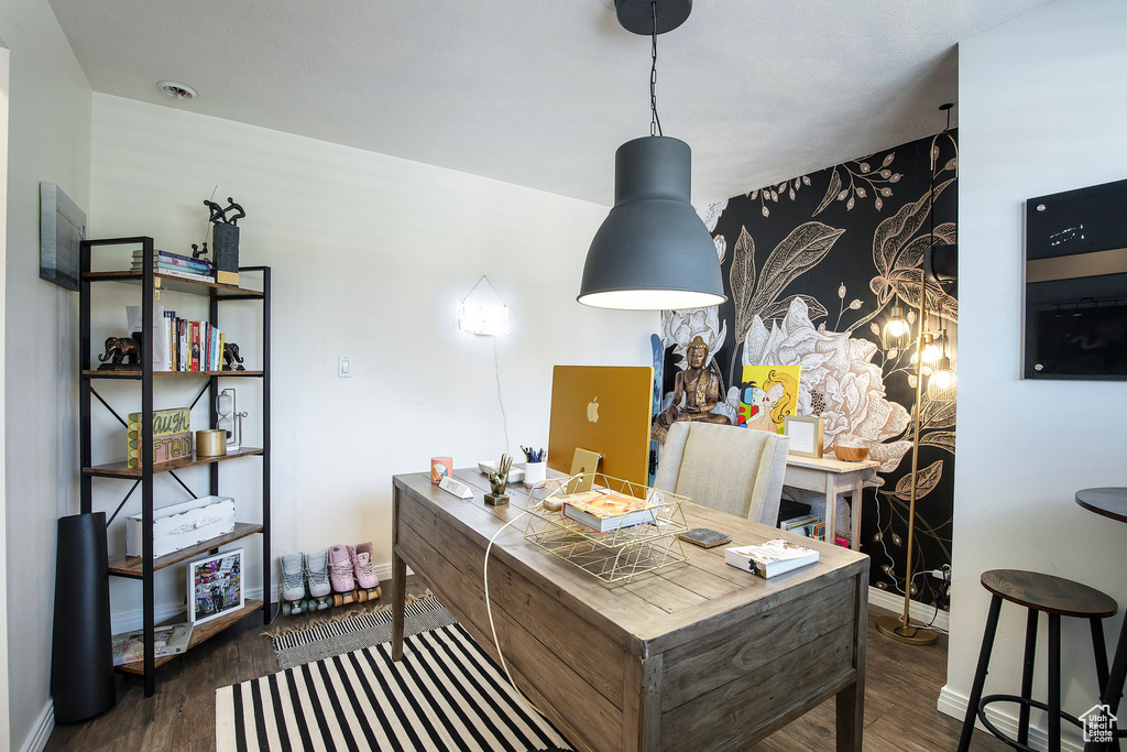 6701 S 2445 E Cottonwood Heights, UT 84121