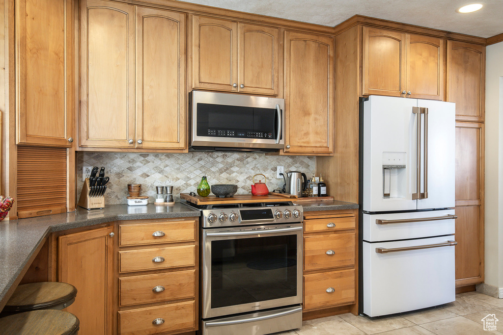 6701 S 2445 E Cottonwood Heights, UT 84121