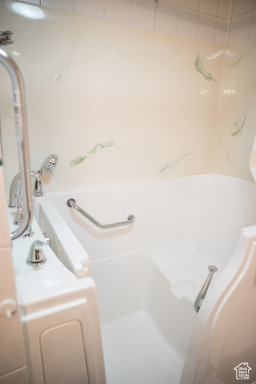 3310 S 2500 E Vernal, UT 84078