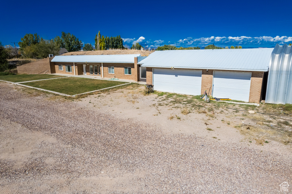 3310 S 2500 E Vernal, UT 84078