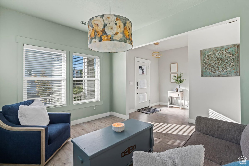 Photo 7 for MLS #2115433 at 4472 W Birkdale Dr