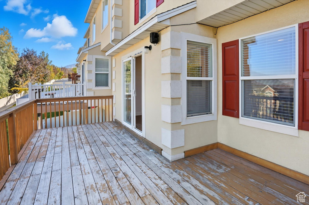Photo 21 for MLS #2115447 at 337 E Braidhill Dr