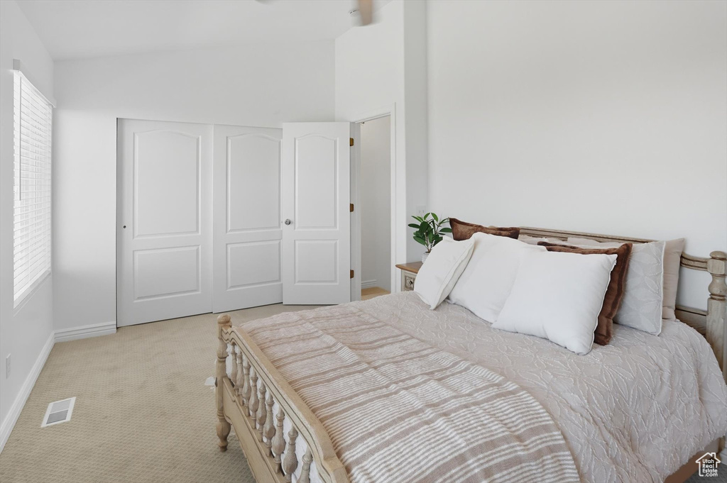 Photo 14 for MLS #2115447 at 337 E Braidhill Dr