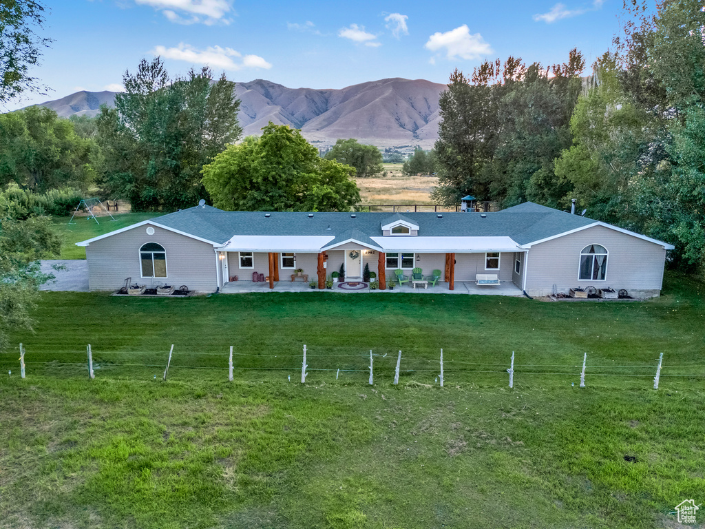Photo 2 for MLS #2115448 at 8982 S 4800 West