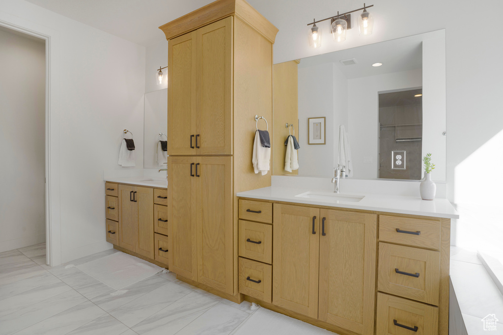 5786 S AMBER RIDGE DR St George, UT 84790