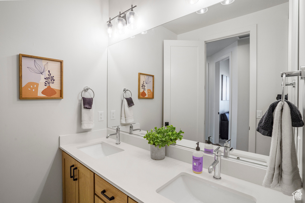 5786 S AMBER RIDGE DR St George, UT 84790