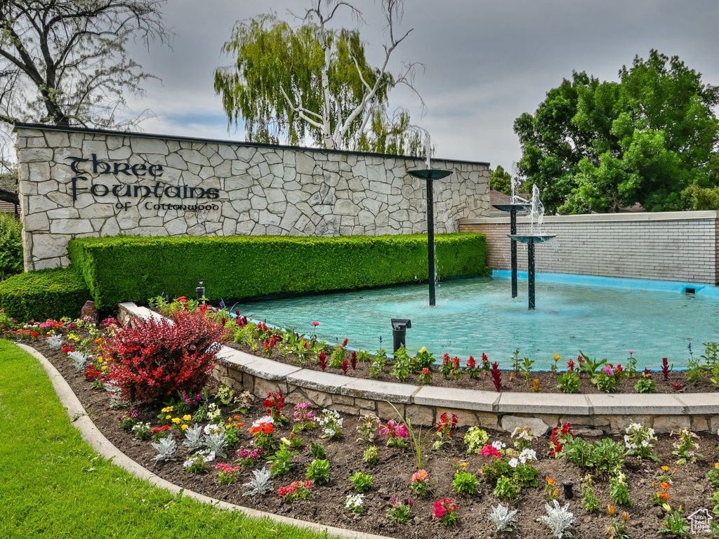 Photo 36 for MLS #2115452 at 832 E Three Fountains Dr #182