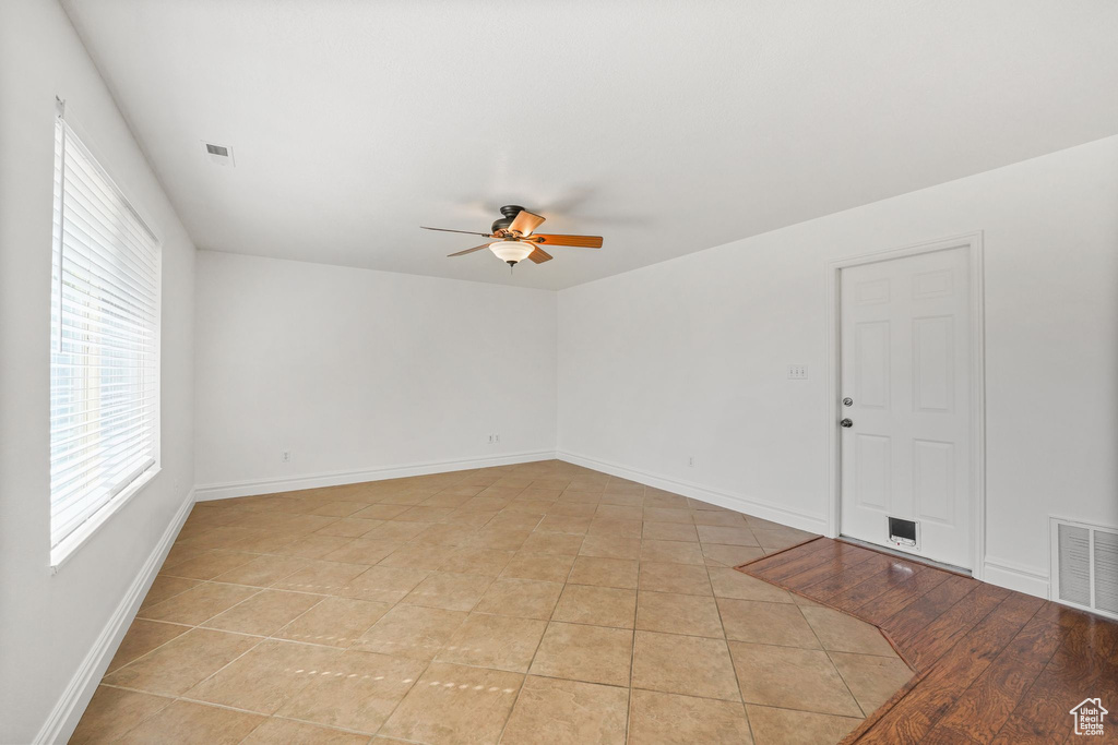 Photo 10 for MLS #2115454 at 2951 W 1060 North