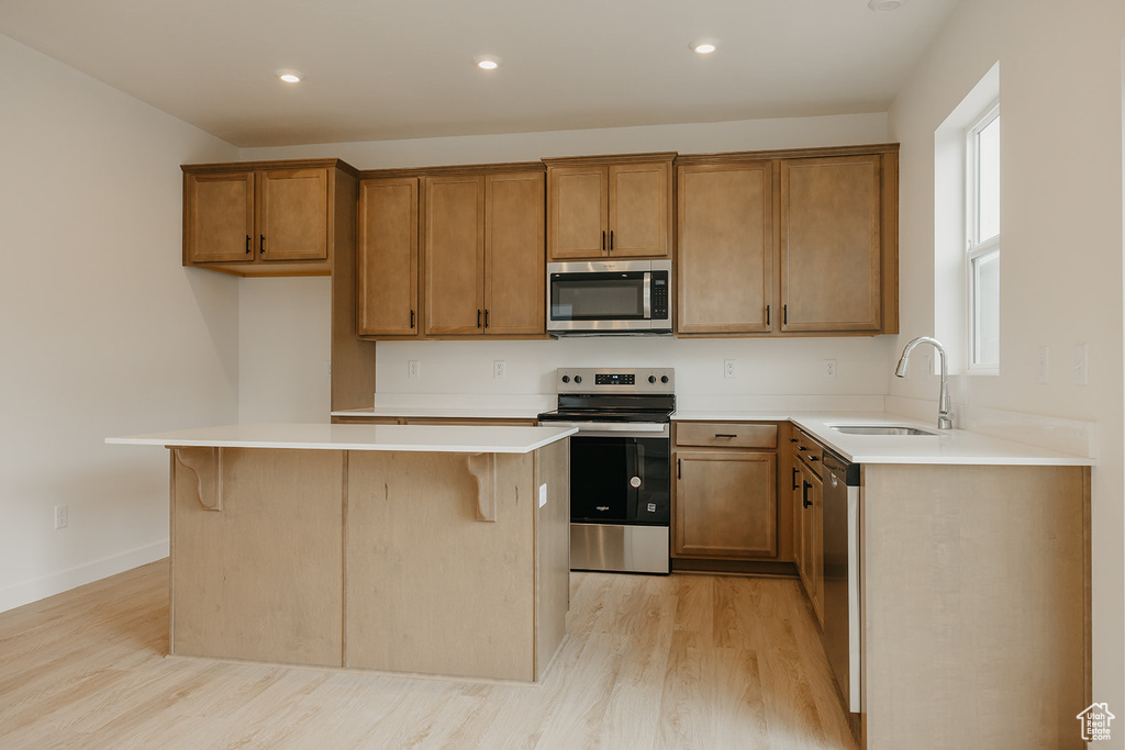 Photo 3 for MLS #2115456 at 3584 N Oak Blvd #328