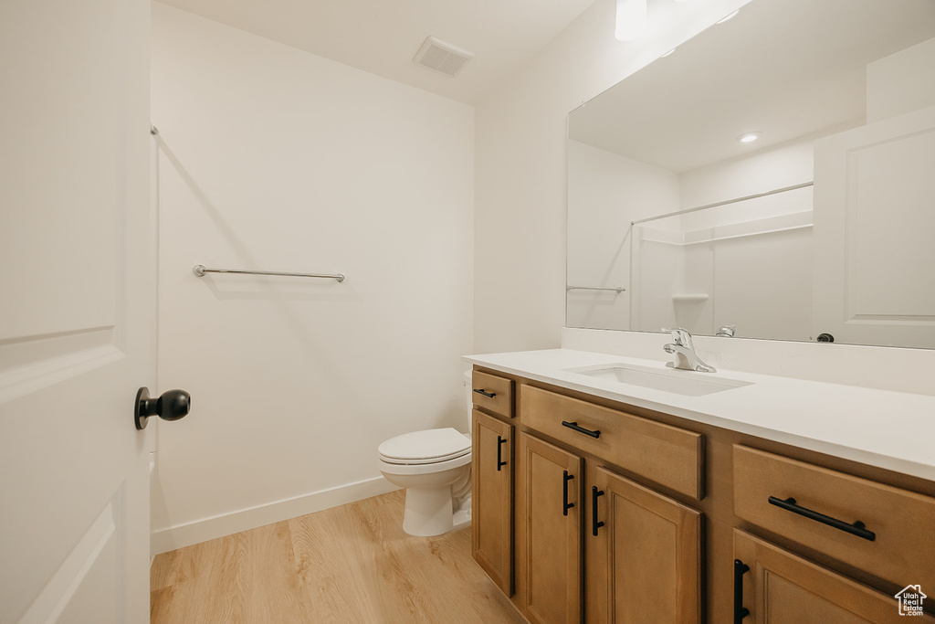 Photo 7 for MLS #2115456 at 3584 N Oak Blvd #328