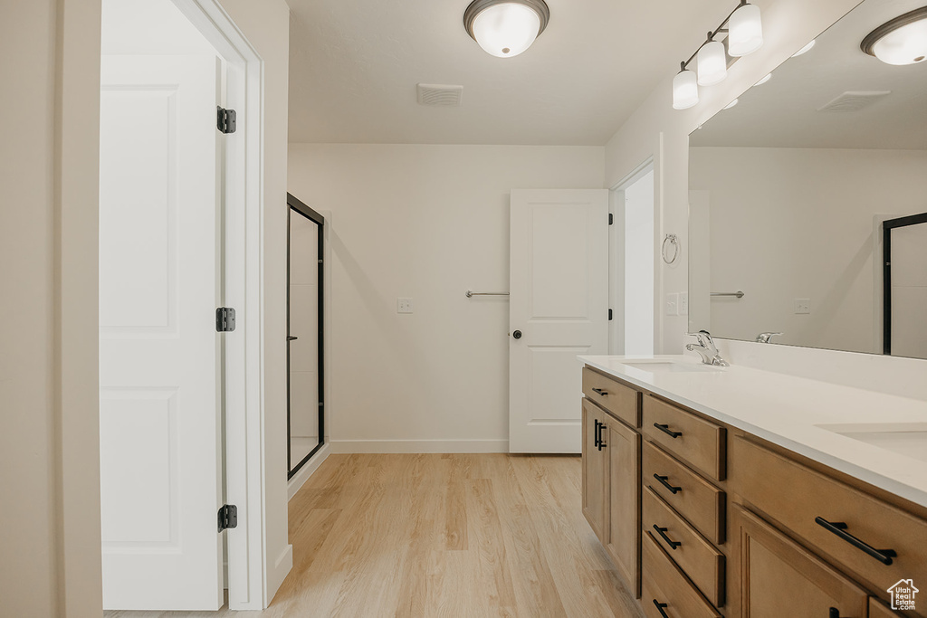Photo 10 for MLS #2115456 at 3584 N Oak Blvd #328
